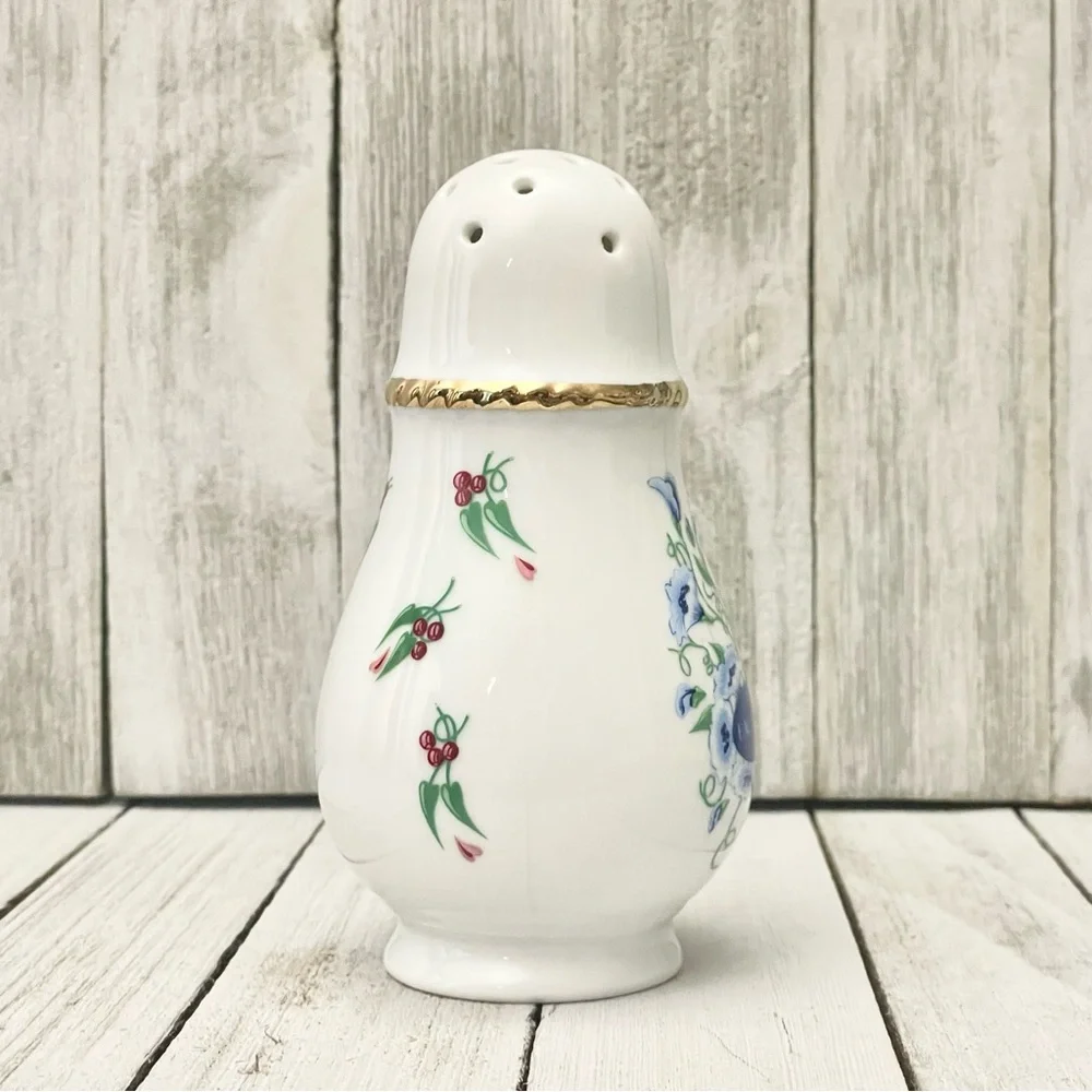 EAU de GUCCI Vintage Porcelain Floral Dusting Powder Shaker Jar